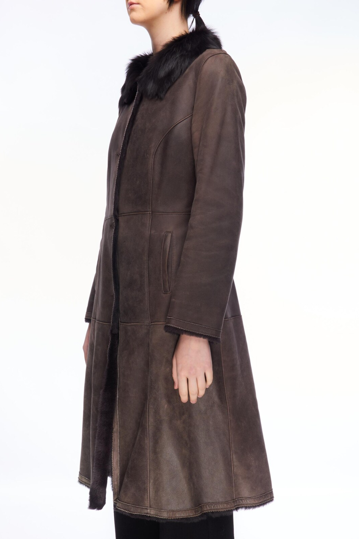 Brown leather coat with fur collar 
